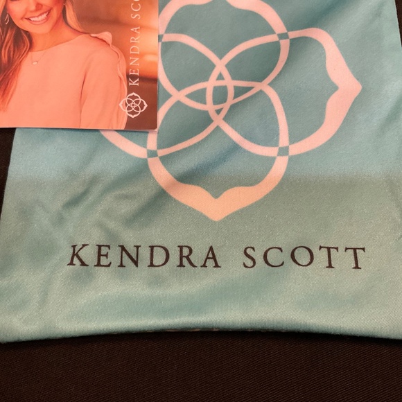 KENDRA SCOTT DEE PINK QUARTZ EARRINGS - Picture 12 of 12